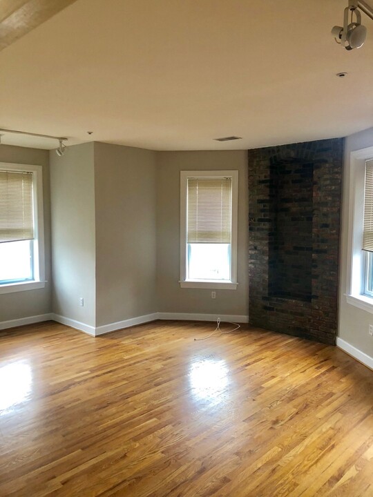 2000 15th St NW-Unit -3 in Washington, DC - Foto de edificio