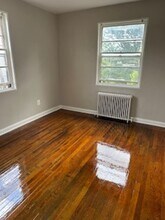 214 Kenilworth Avenue Northeast in Washington, DC - Building Photo - Building Photo