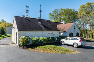 Scioto Commons in Dublin, OH - Foto de edificio - Building Photo