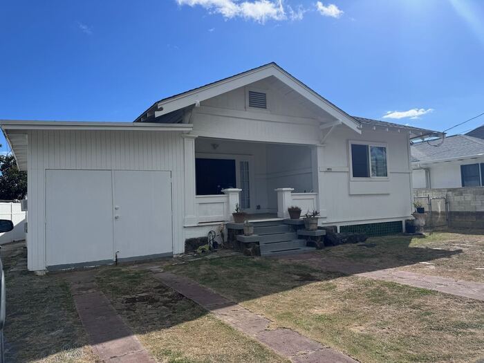 2137 Dole St in Honolulu, HI - Foto de edificio