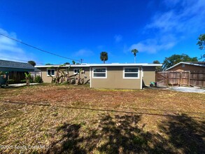 818 7th St in Merritt Island, FL - Building Photo - Building Photo