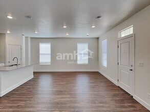 5993 W Arranmore Dr in South Jordan, UT - Building Photo - Building Photo