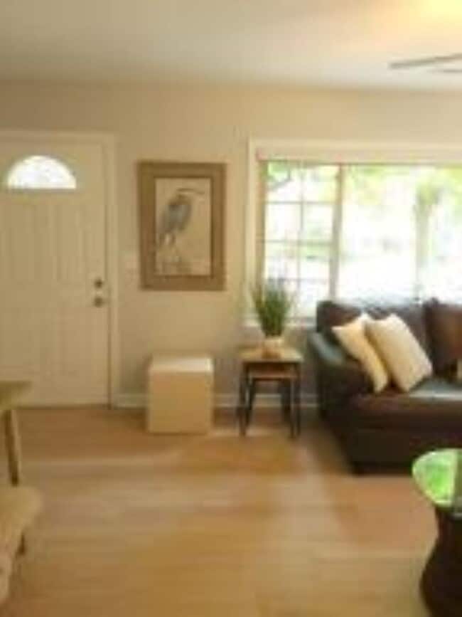 1219 Ashley Hall Rd, Unit 1219 Ashley Hall Rd #B in Charleston, SC - Building Photo - Building Photo