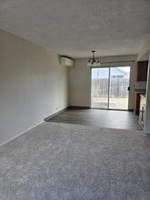 708 SW Bridge St in Grants Pass, OR - Building Photo - Building Photo