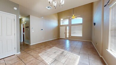 7260 Turtle Creek Ct in El Paso, TX - Building Photo - Building Photo