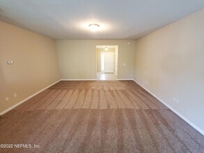 4856 Parkhurst Pl in Jacksonville, FL - Building Photo - Building Photo
