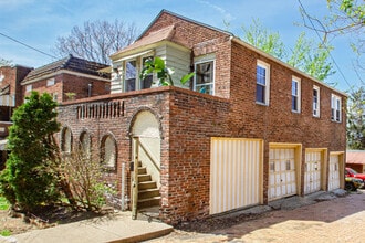 8009 St Lawrence Ave, Unit 8009 in Swissvale, PA - Foto de edificio - Building Photo