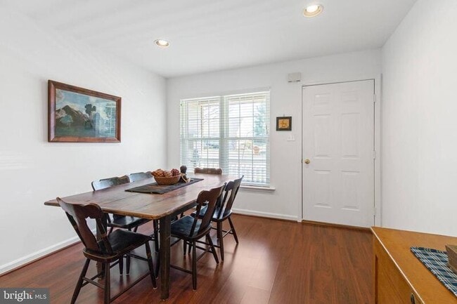 12 Burr Oak Dr in Millersville, PA - Building Photo - Building Photo