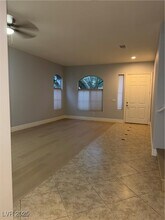 39 Sully Creek Ct in Las Vegas, NV - Building Photo - Building Photo