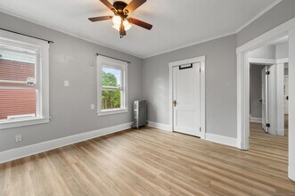 23 Spicer Ave in Groton, CT - Building Photo - Building Photo