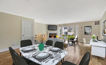 32 Oliver Ct in Freehold, NJ - Building Photo - Building Photo