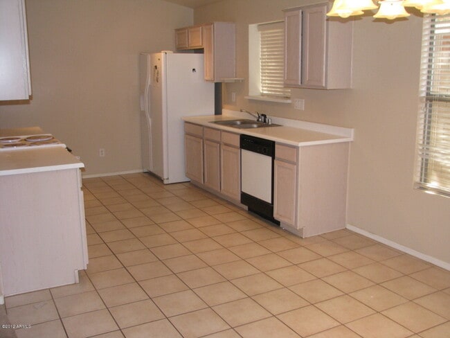 4730 E Abraham Ln in Phoenix, AZ - Building Photo - Building Photo