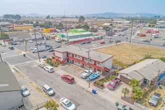 1333 Market Ave in San Pablo, CA - Building Photo - Other