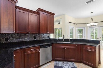 1533 Haverhill Dr in New Port Richey, FL - Building Photo - Building Photo