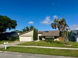 1523 Gallinule Dr in Delray Beach, FL - Building Photo