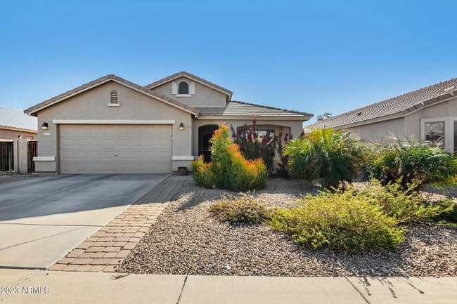 property at 1537 E Alba Dr