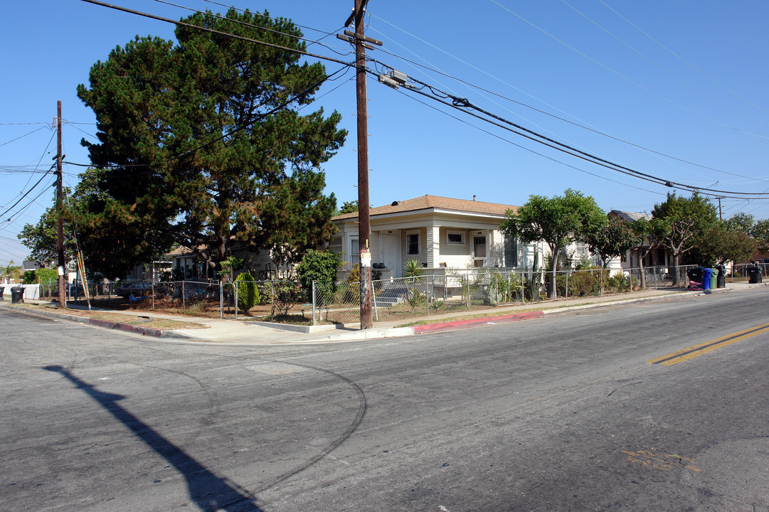 10419 Yukon Ave in Inglewood, CA - Building Photo