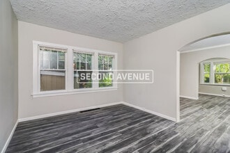 3302 Broadwell Ave in Cincinnati, OH - Building Photo - Building Photo