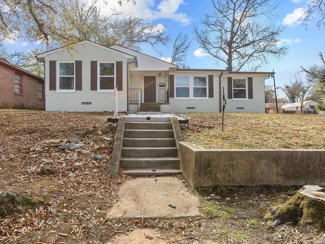 property at 1330 Graham Dr