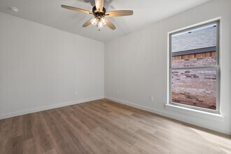 2025 Cottonwood Ave in Wolfforth, TX - Building Photo - Building Photo