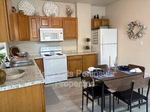 2305 6th St in Bremerton, WA - Building Photo - Building Photo