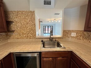 1187 NW 124th Ave in Miami, FL - Building Photo - Building Photo