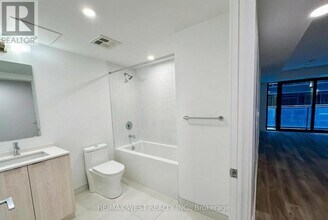 1 Jarvis St in Hamilton, ON - Building Photo - Building Photo