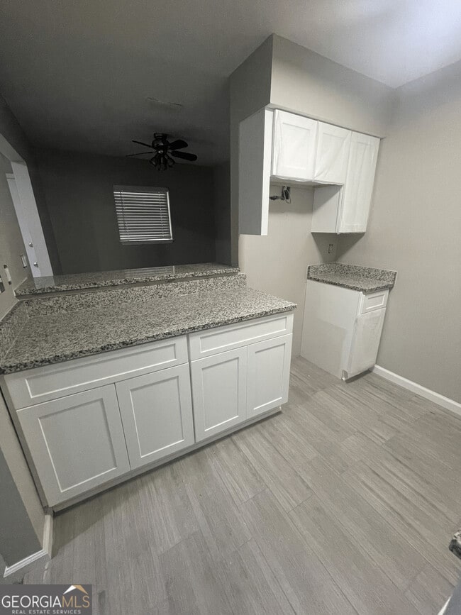 property at 1818 Huntingdon Chase