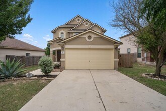 410 Tower Dr in Kyle, TX - Building Photo - Building Photo