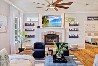 4 Susan Pl in Palm Coast, FL - Building Photo - Building Photo