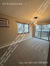 215 N Lincoln St in Canton, SD - Building Photo - Building Photo