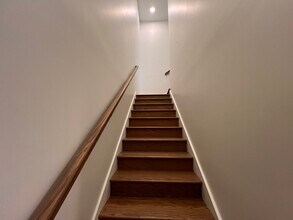 1131 W Winona St in Chicago, IL - Building Photo - Building Photo