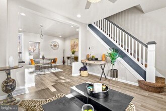 236 N Monastery Ave in Baltimore, MD - Building Photo - Building Photo