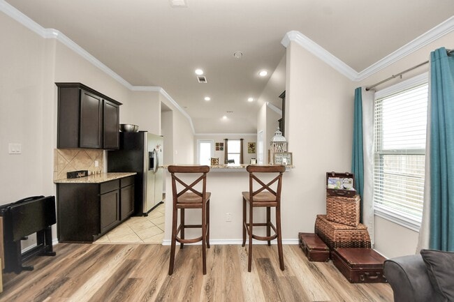property at 13810 Beckledge Ln