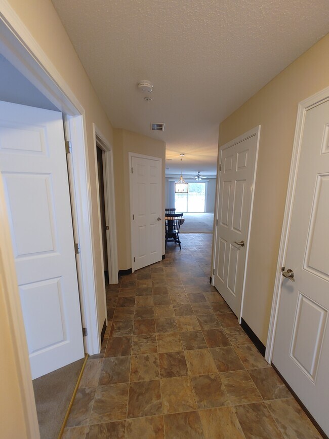 8121 N Main St, Unit 6 in Eden, NY - Building Photo - Building Photo