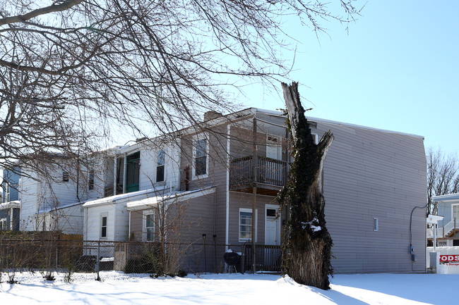 2908 E Leigh St in Richmond, VA - Foto de edificio - Building Photo