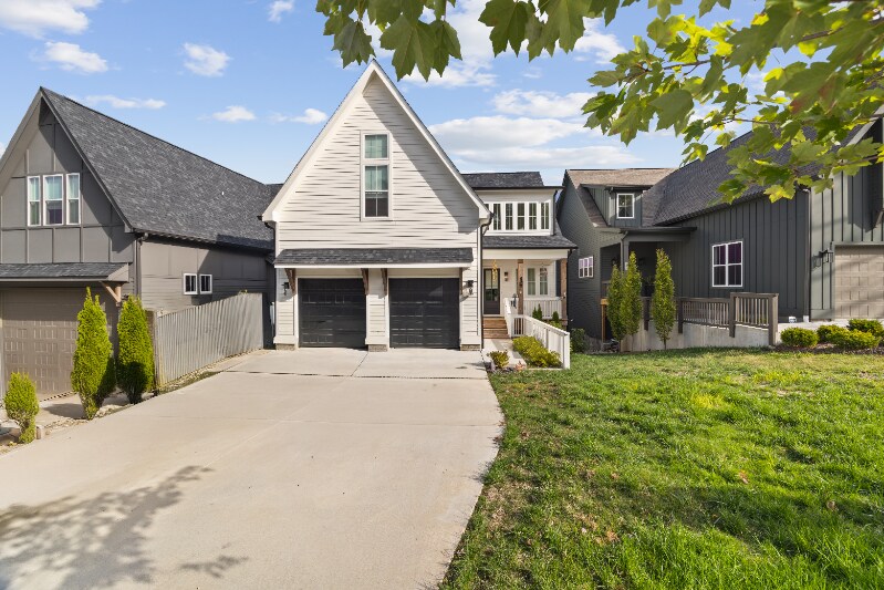 550A Whispering Hills Dr in Nashville, TN - Building Photo