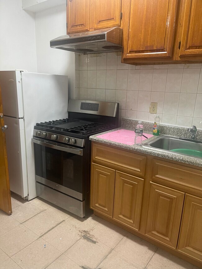 6318 18th Ave Rentals in Brooklyn, NY