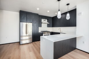 Cypress Apartments in Sacramento, CA - Building Photo