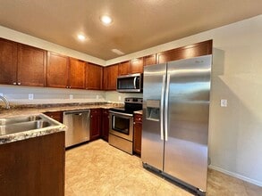 East6th203 (KC-AM) in Cheyenne, WY - Foto de edificio - Interior Photo