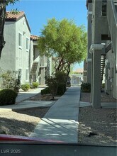 6160 Rumrill St in Las Vegas, NV - Foto de edificio - Building Photo