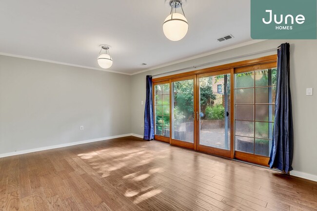 600 7th St SW-Unit -B in Washington, DC - Building Photo - Building Photo