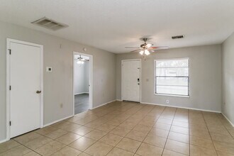 2355 Ring Rd in Spring Hill, FL - Building Photo - Building Photo