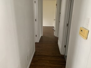 9001 Kickapoo Dr in St. Louis, MO - Foto de edificio - Building Photo