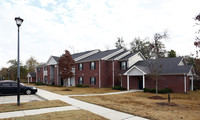 Pecan Cove Apartments in Mobile, AL - Building Photo - Building Photo