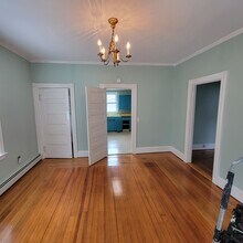 197 Elmgrove Ave, Unit 2nd floor in Providence, RI - Foto de edificio - Building Photo