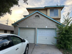 17923 Loch Linnhe Loop in Pflugerville, TX - Building Photo - Building Photo