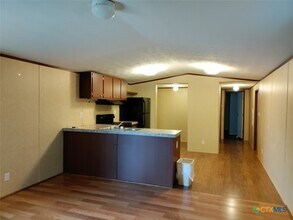 156 Apache Trail in Seguin, TX - Building Photo - Building Photo