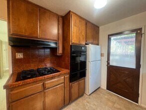 1207 Palm Ave in Roseville, CA - Building Photo - Building Photo