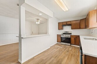 10125 Muskogee Dr in Dallas, TX - Building Photo - Building Photo